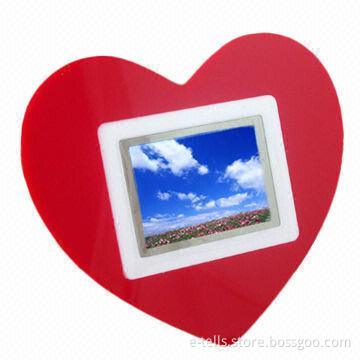 Heart-shaped 2.4-inch Mini Digital Photo Frame with 320 x 240-pixel Resolution